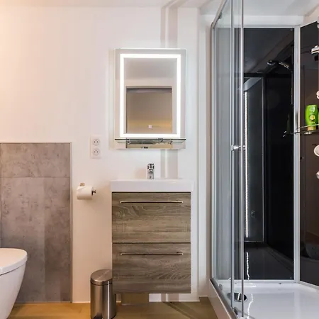 בית נופש Maison De A St Nazaire, Pres Du Front De Mer, Climatisee, 3 Avec Sdb Privatives, Wifi - Fr-1-306-1203